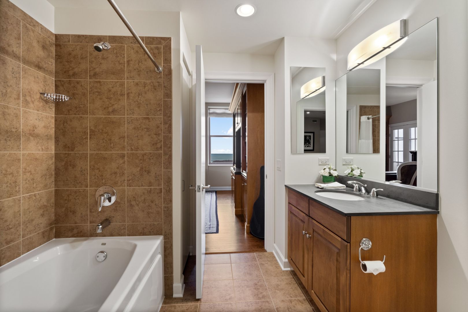 310 S Michigan Avenue Unit: 1100