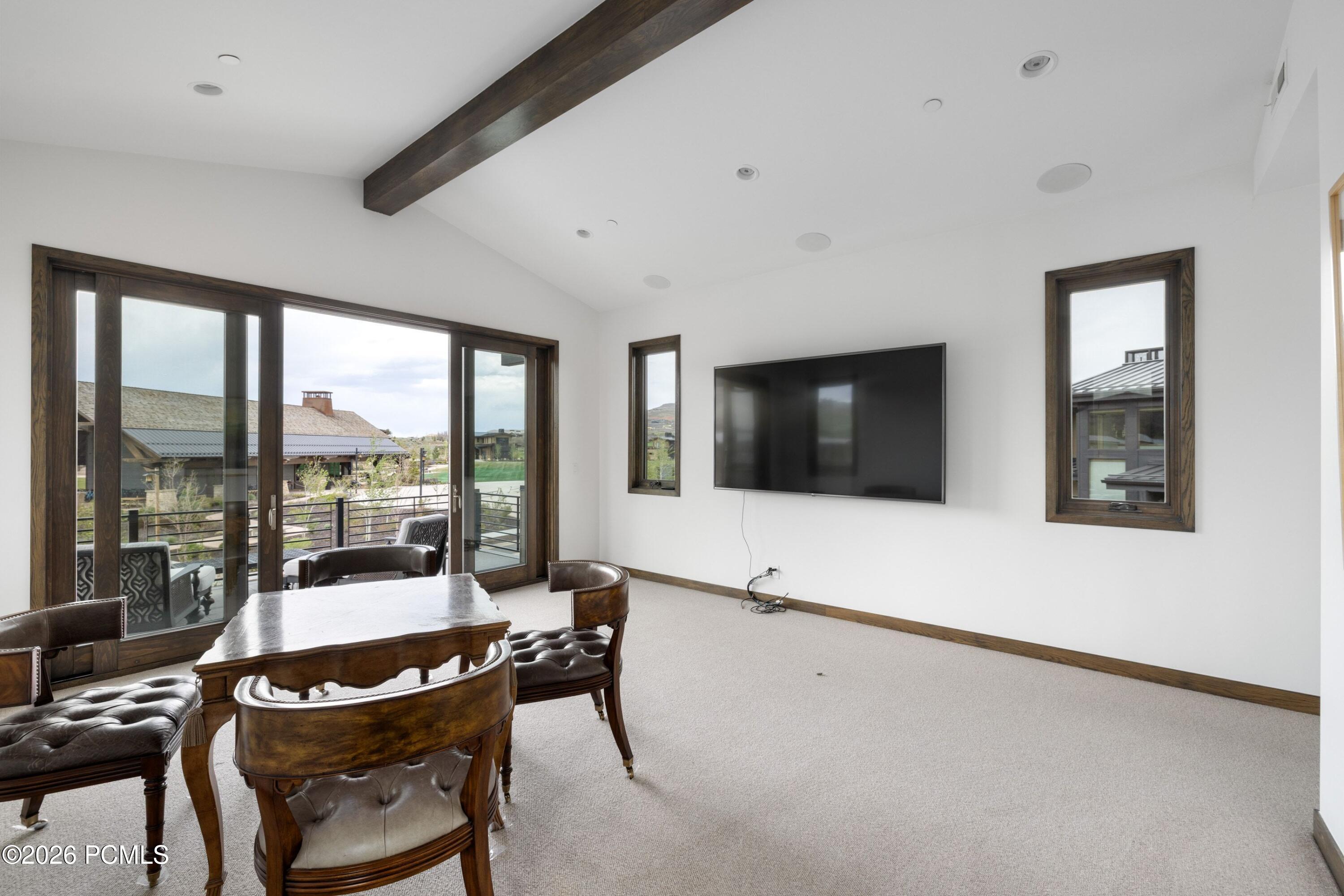 9564 N Midnight Court