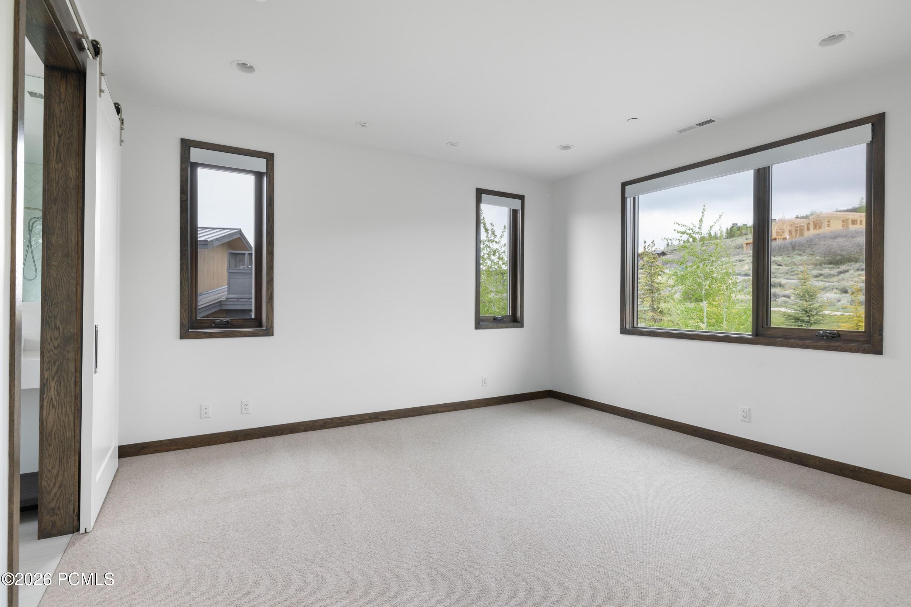 9564 N Midnight Court