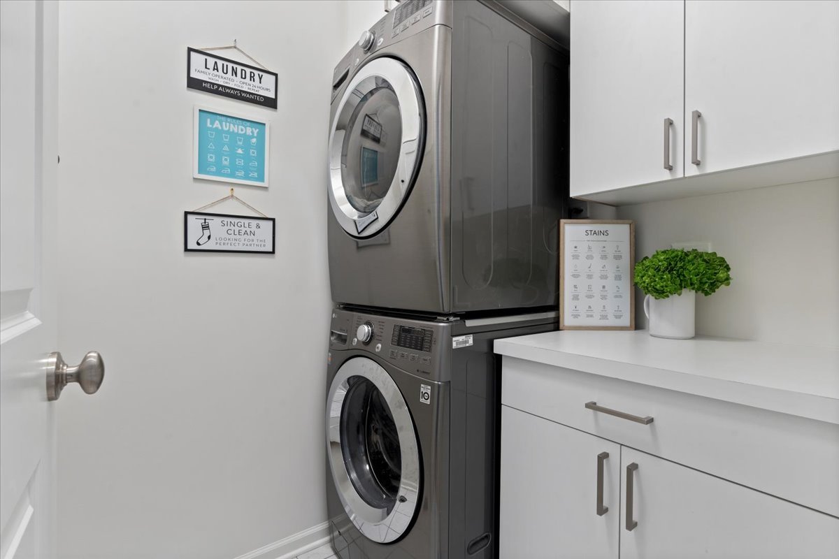 3842 N SOUTHPORT Avenue Unit: I