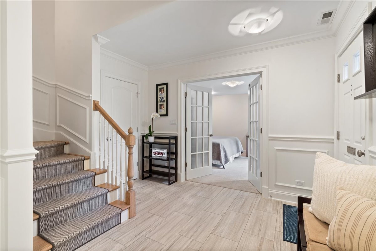 3842 N SOUTHPORT Avenue Unit: I