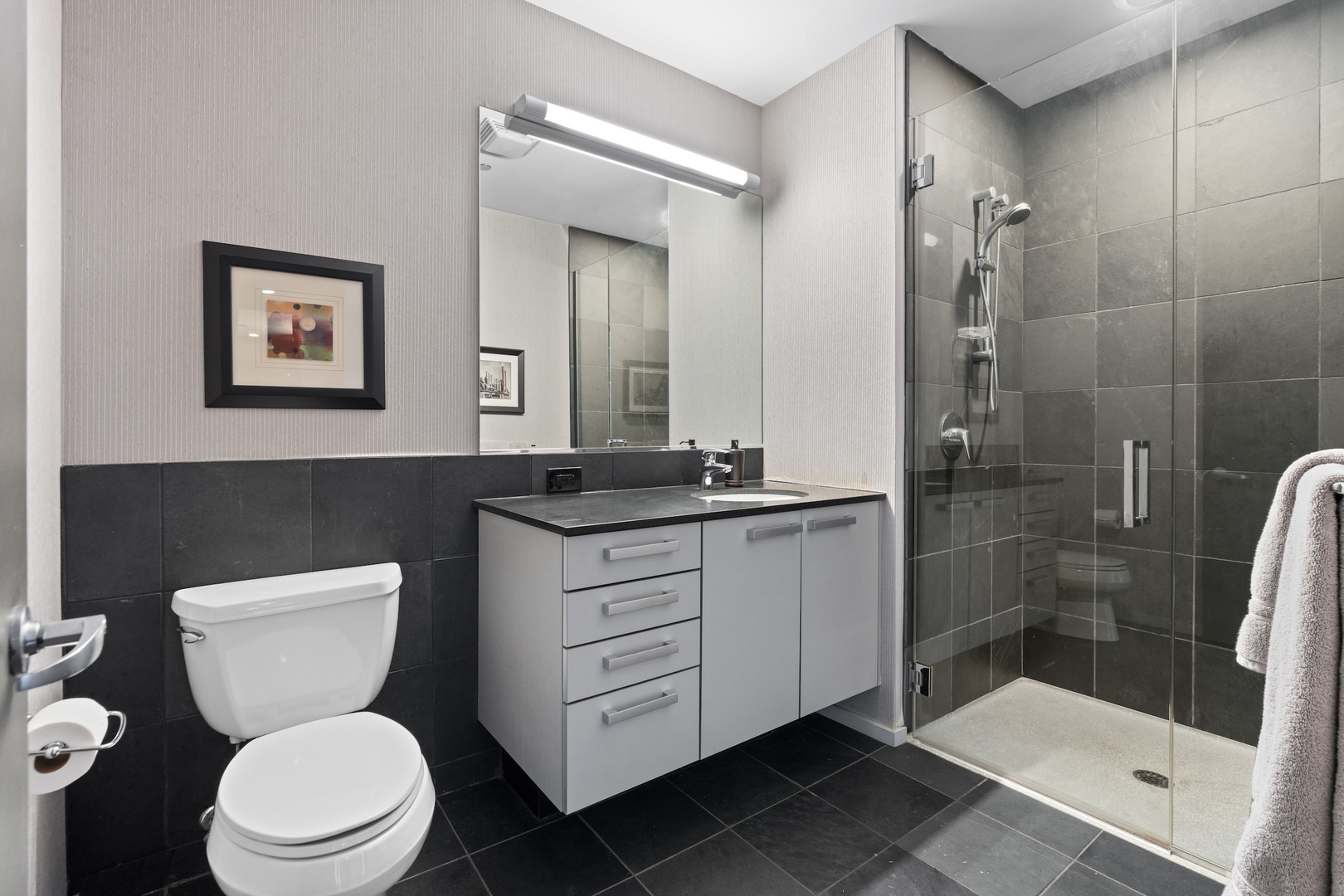 550 N Saint Clair Street Unit: 2503