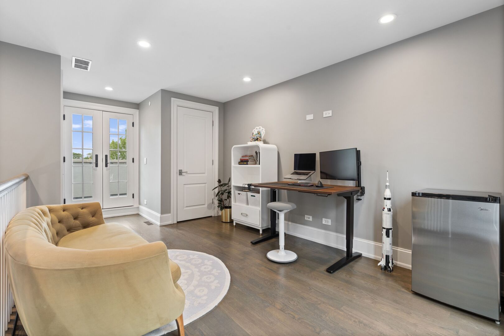 1306 W Byron Street