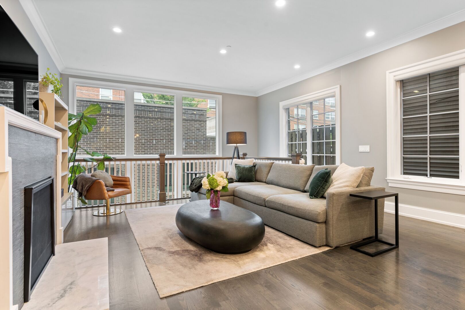 1306 W Byron Street