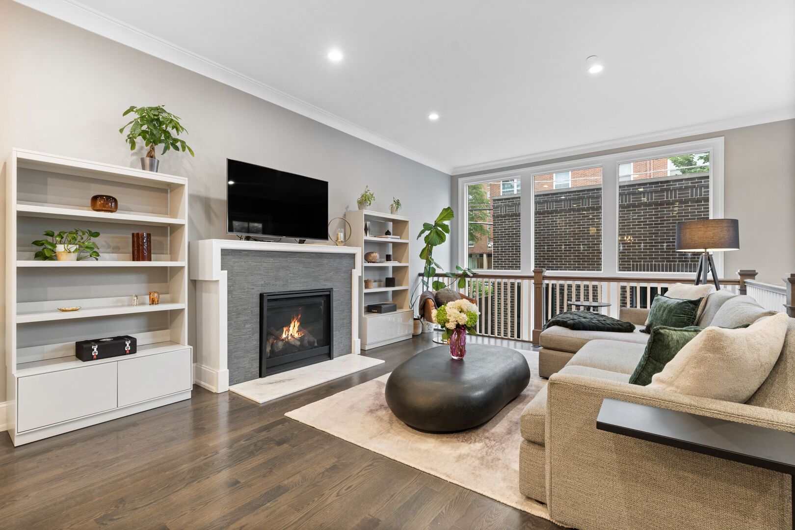 1306 W Byron Street