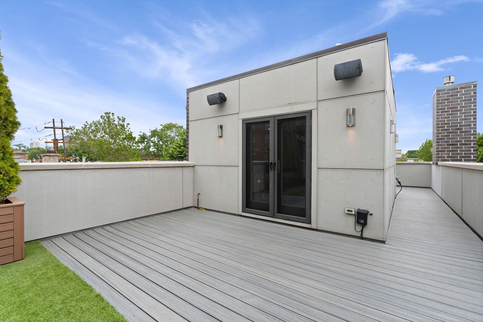 1306 W Byron Street