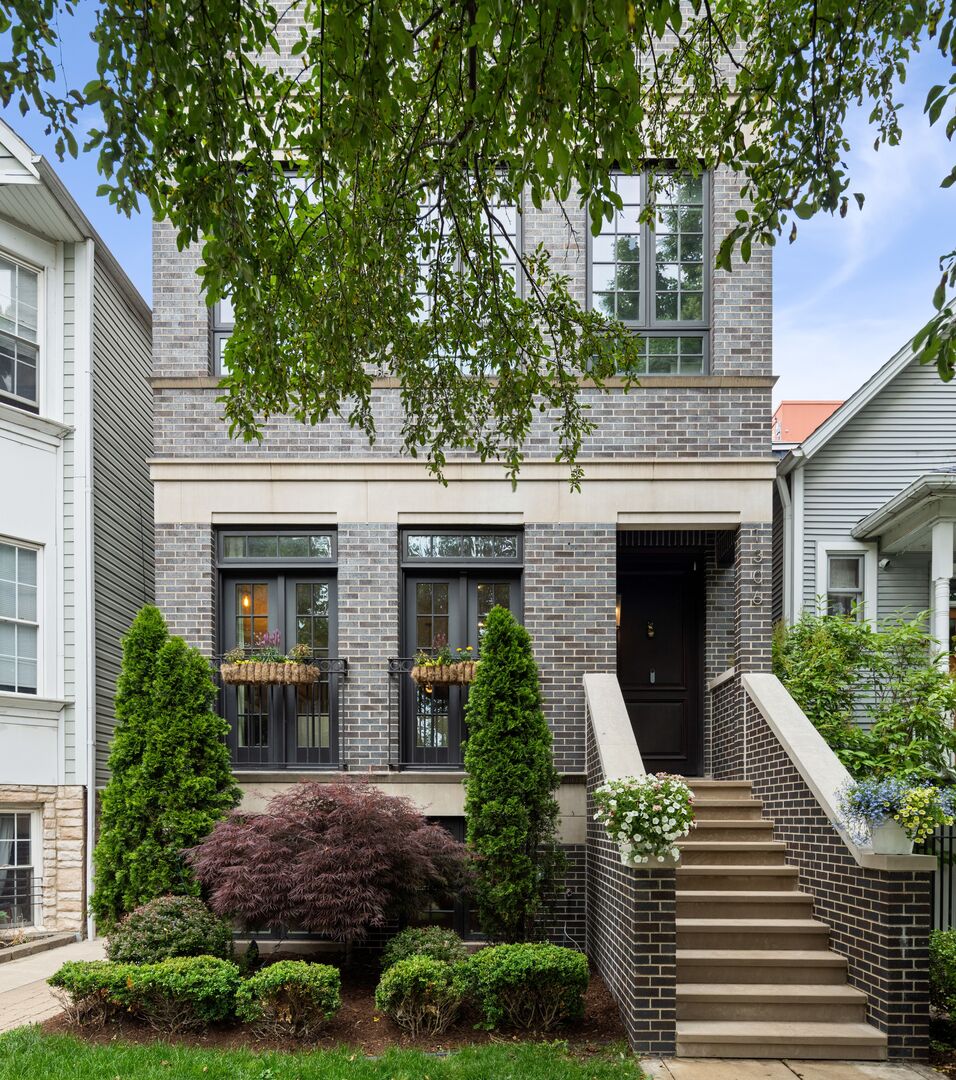 1306 W Byron Street