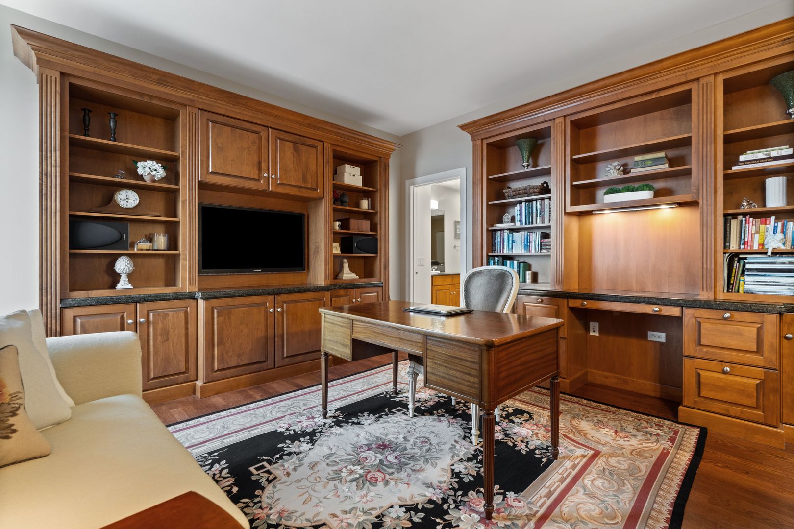 310 S Michigan Avenue Unit: 1100