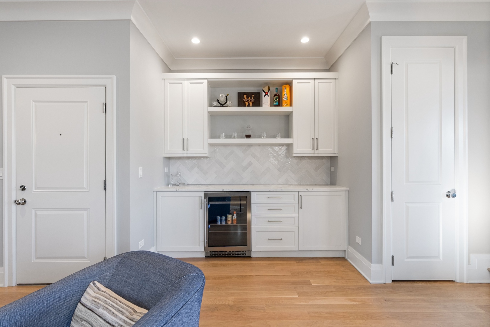 1142 W Diversey Parkway Unit: 3
