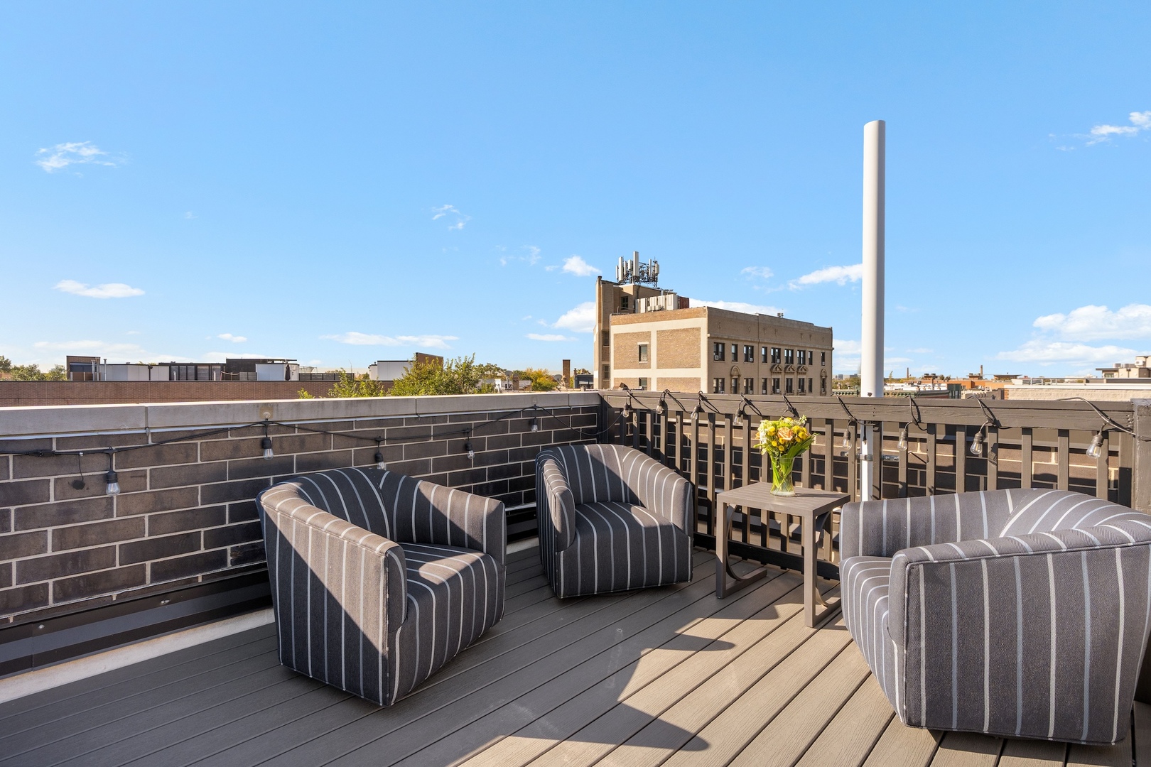 1142 W Diversey Parkway Unit: 3