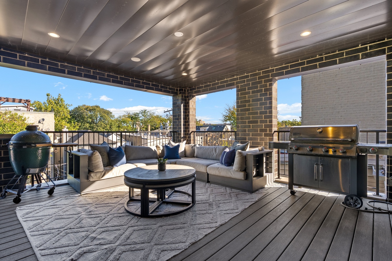 1142 W Diversey Parkway Unit: 3