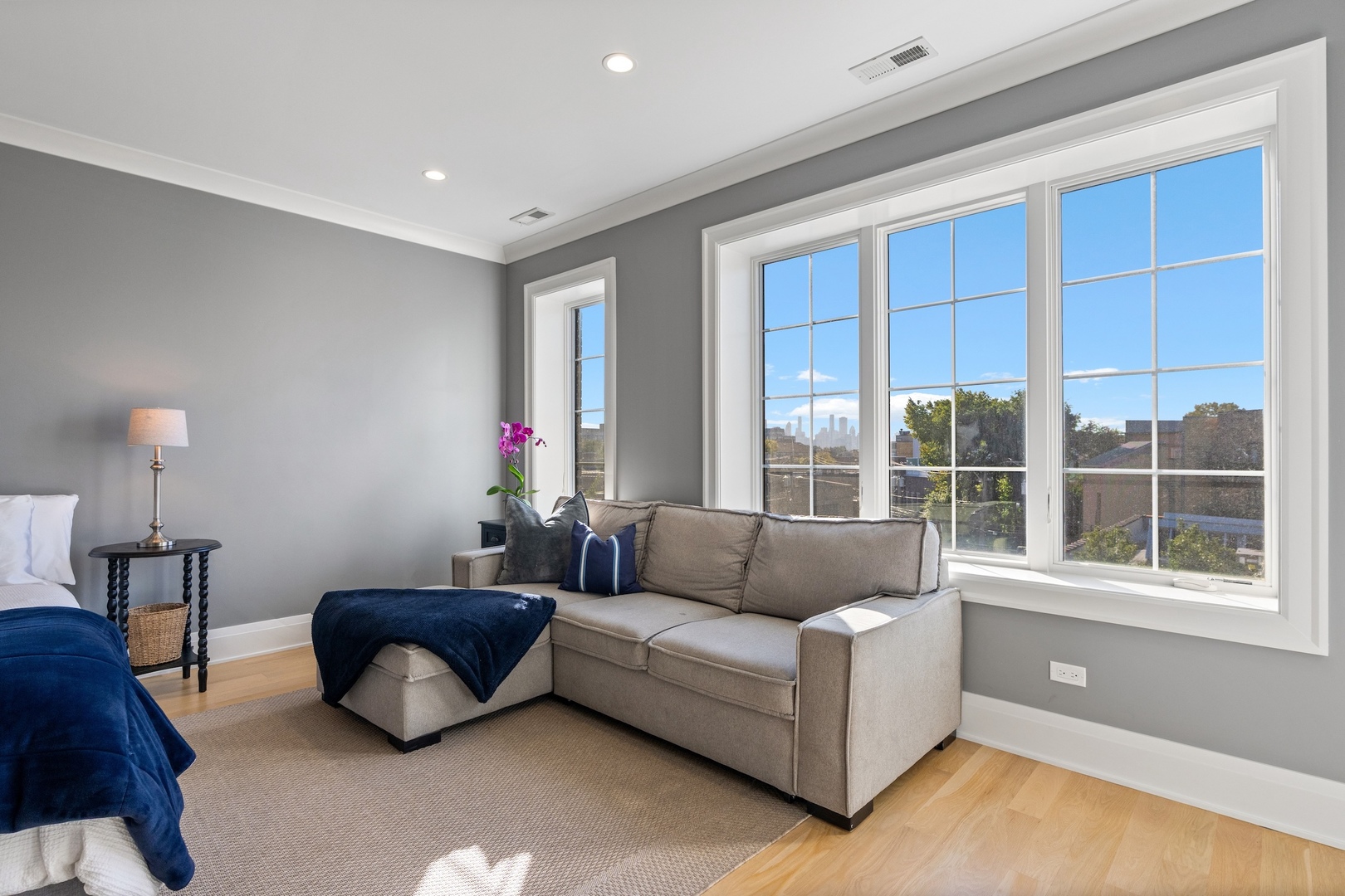 1142 W Diversey Parkway Unit: 3
