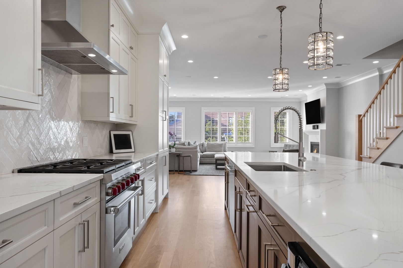 1142 W Diversey Parkway Unit: 3