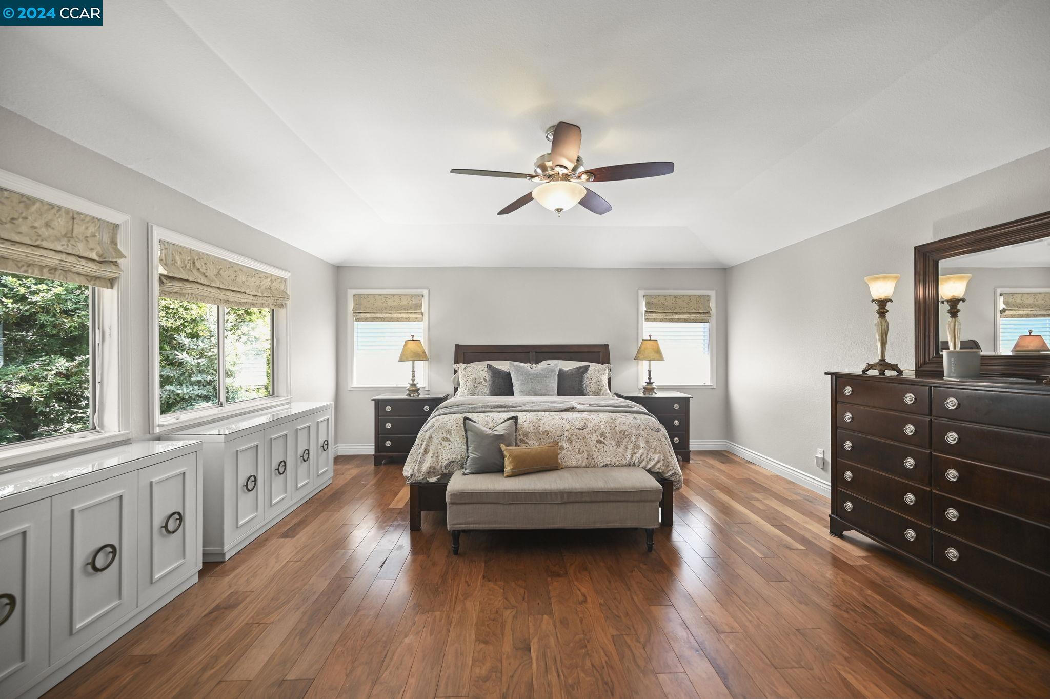 307 Amelia Ln