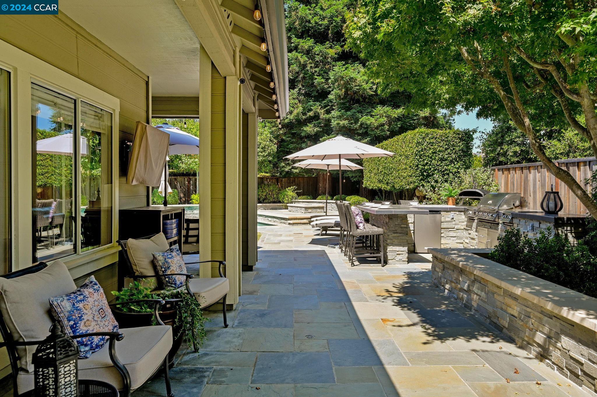 307 Amelia Ln