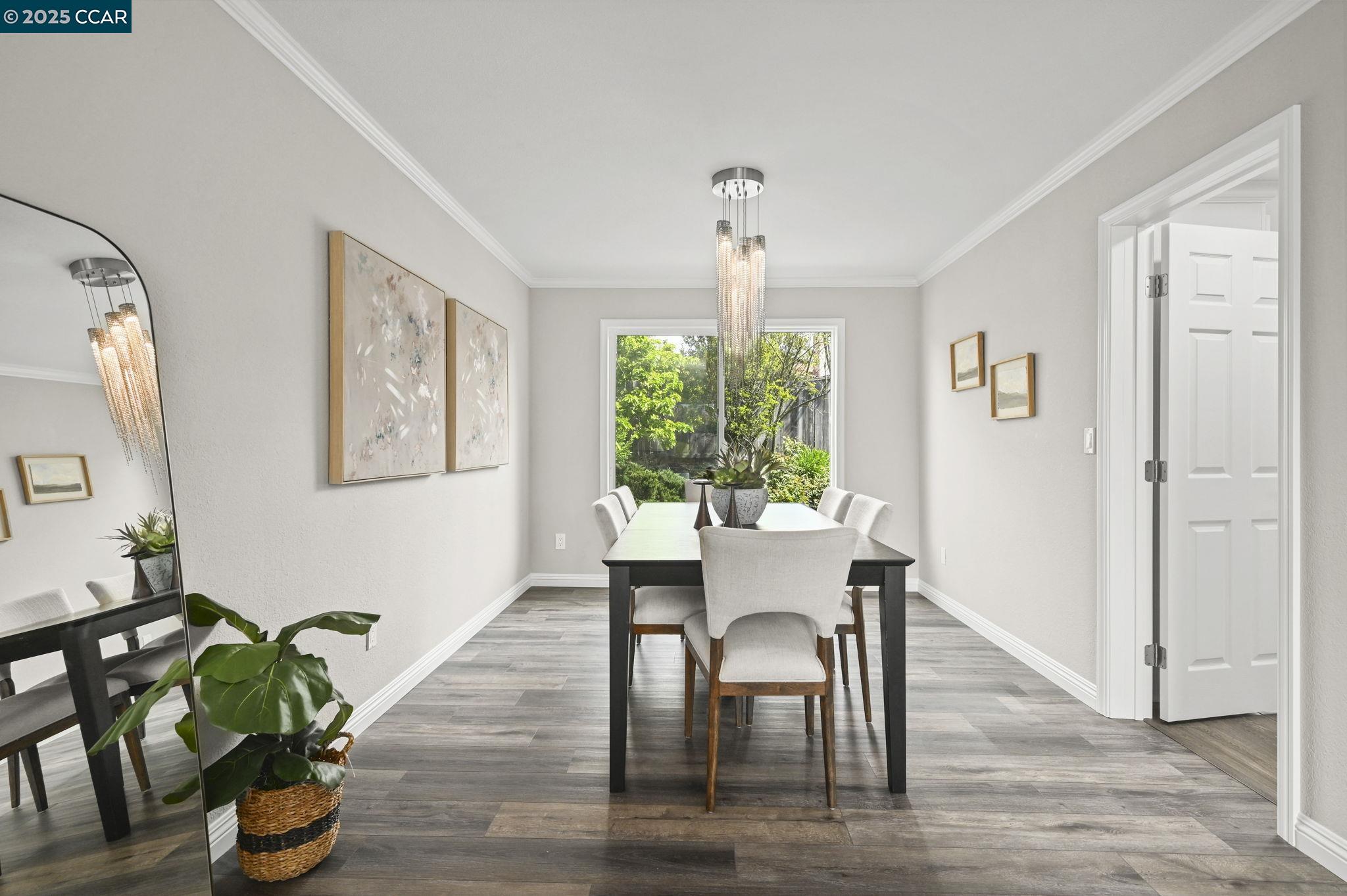 169 Pebble Pl