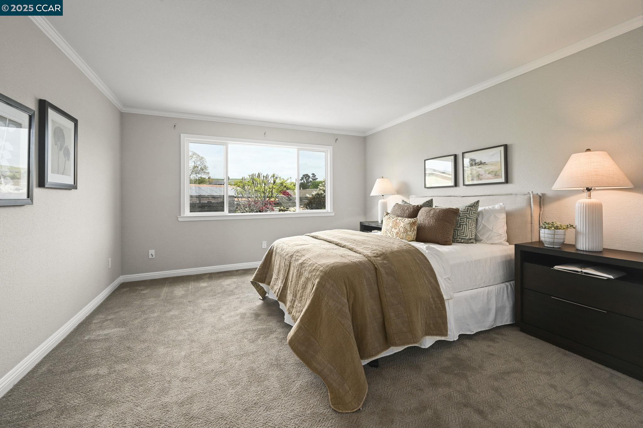 169 Pebble Pl