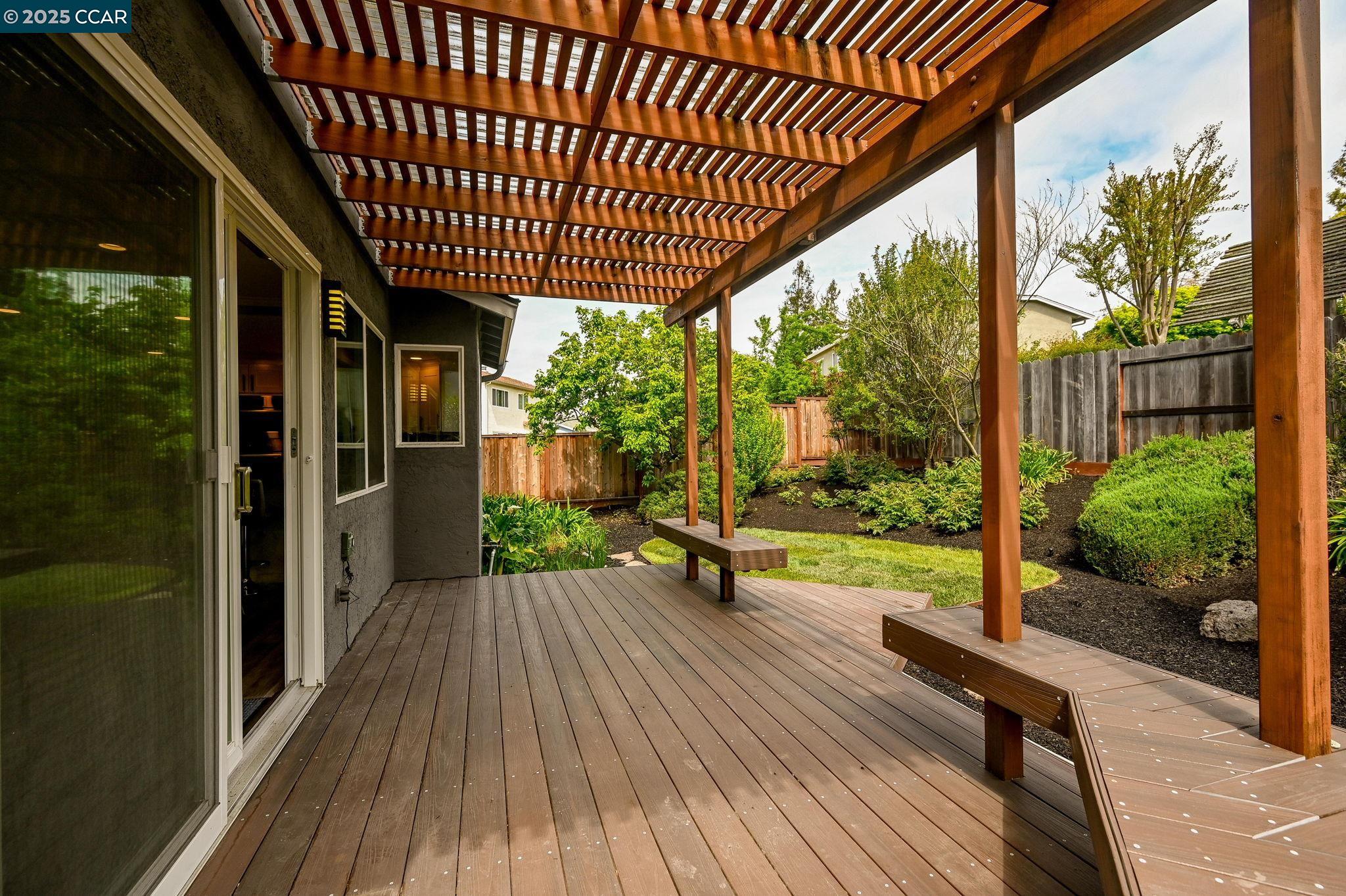 169 Pebble Pl