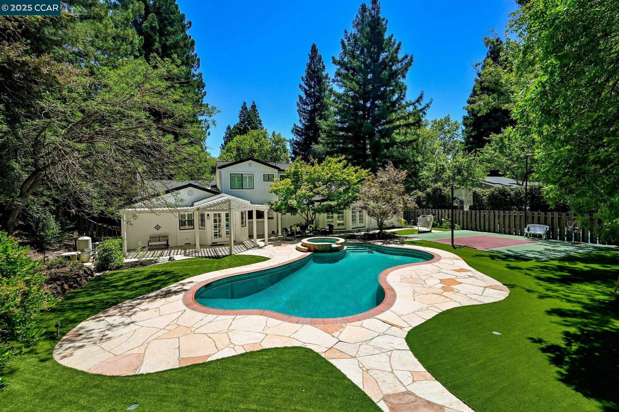 2145 Deer Oak Way