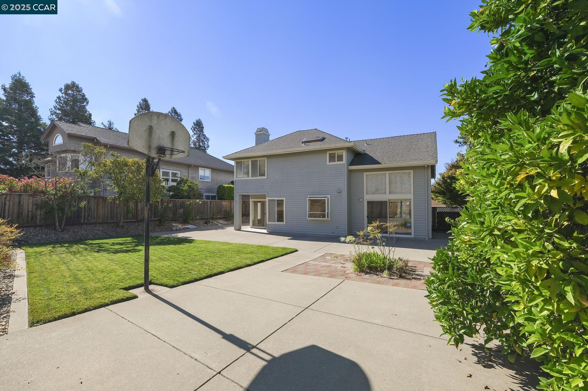 2701 Goularte Dr