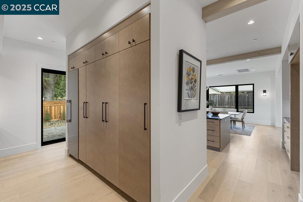 11 Willowmere Rd