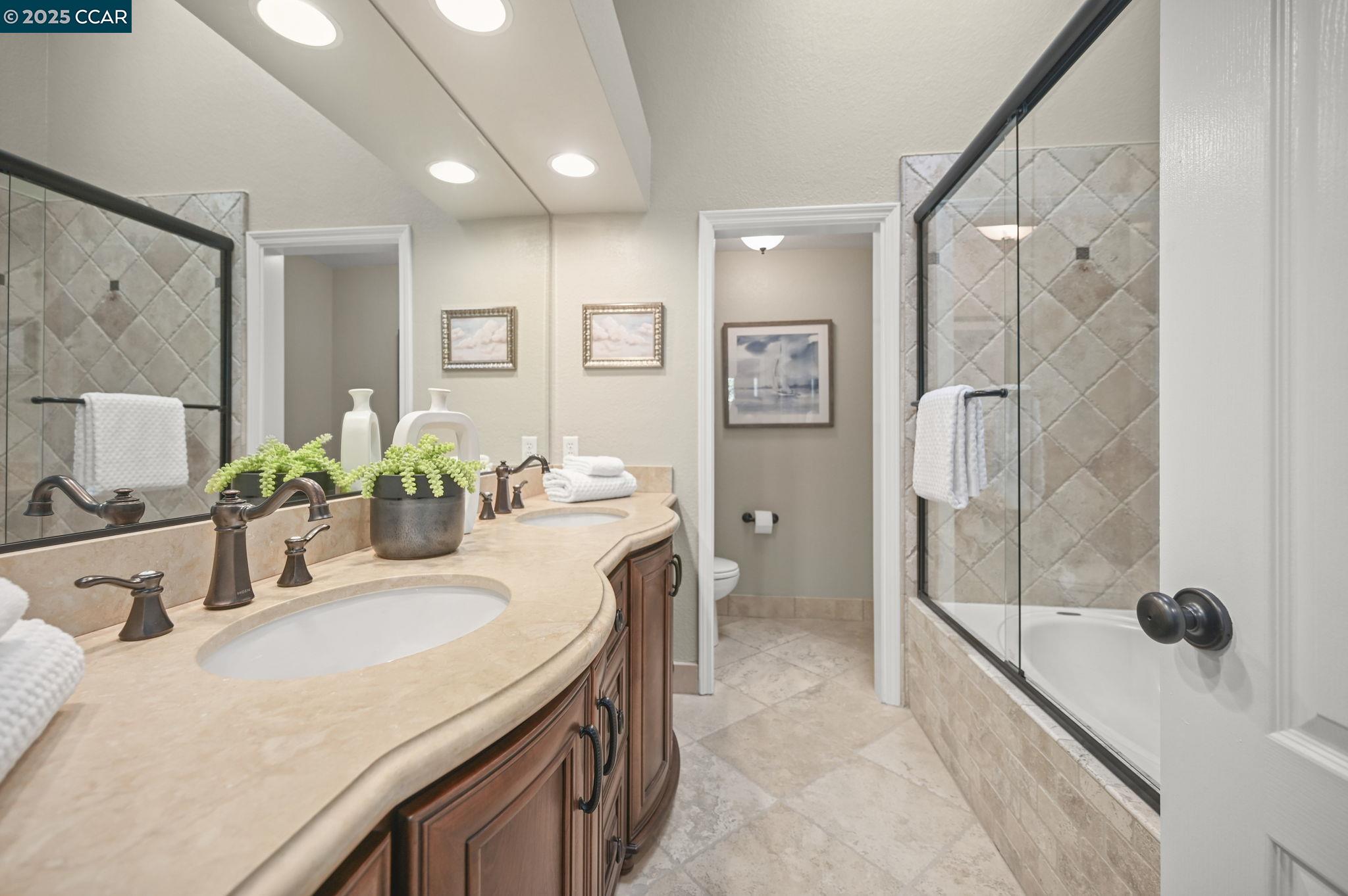320 Deepcreek Ct