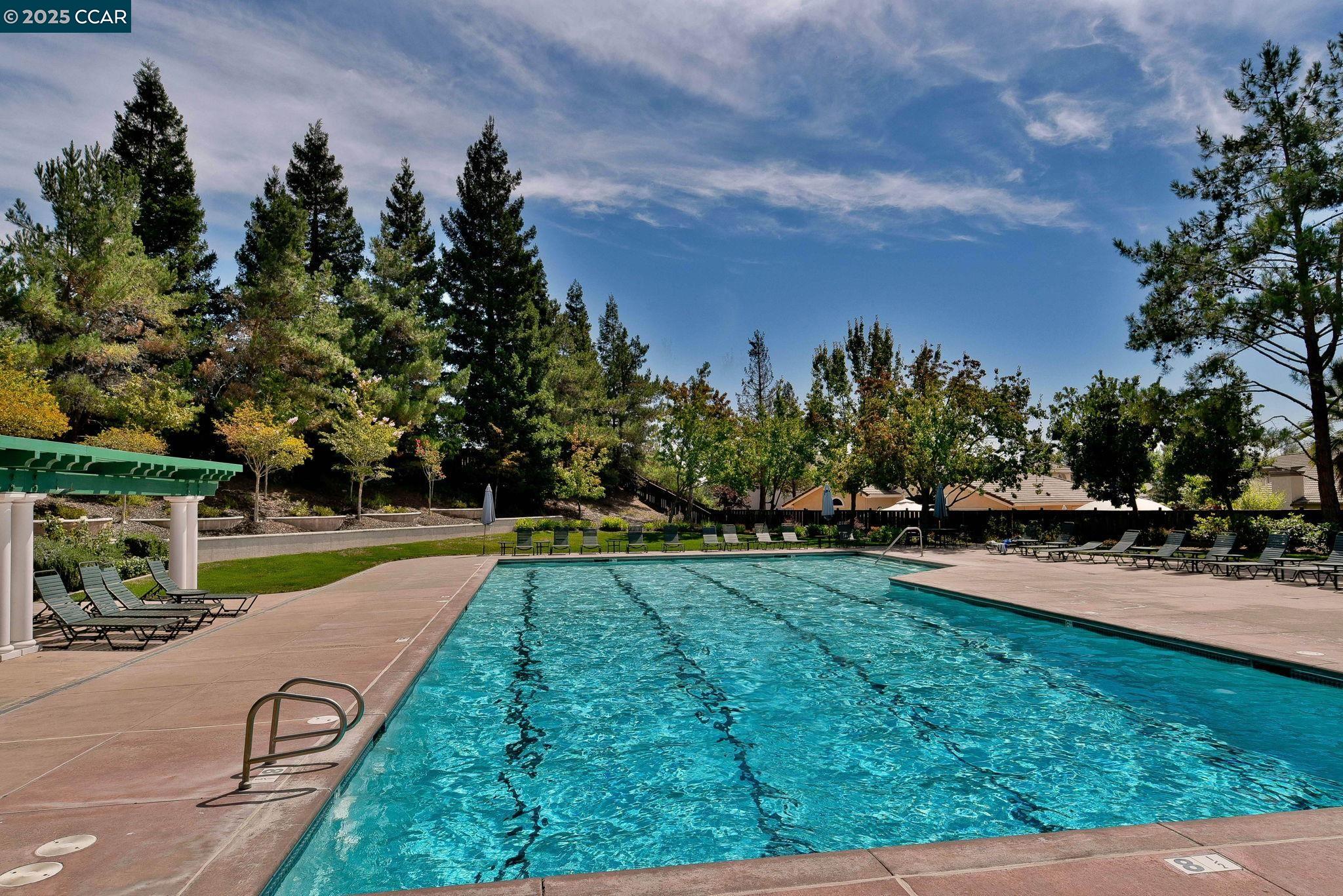 320 Deepcreek Ct