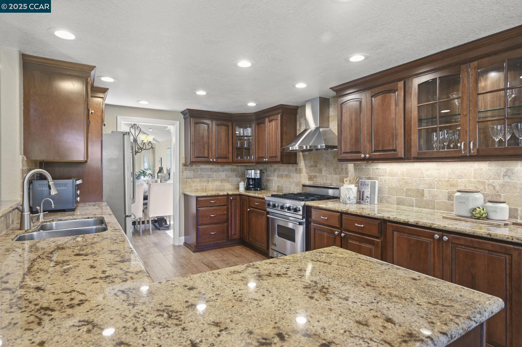 320 Deepcreek Ct