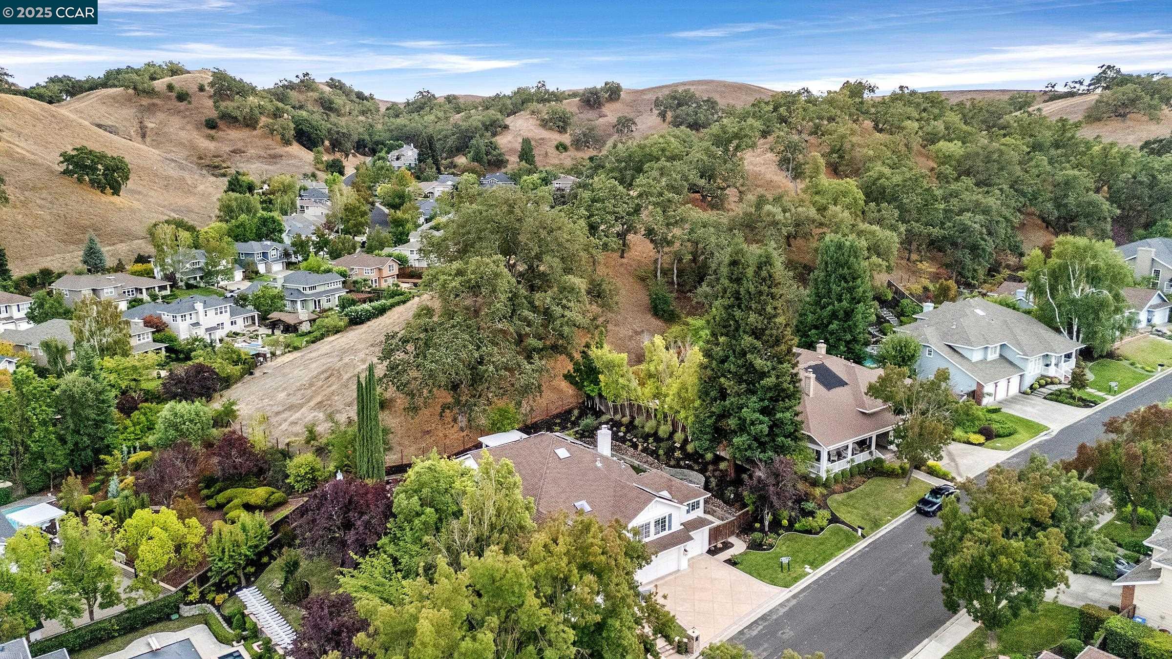 102 Leafield Rd