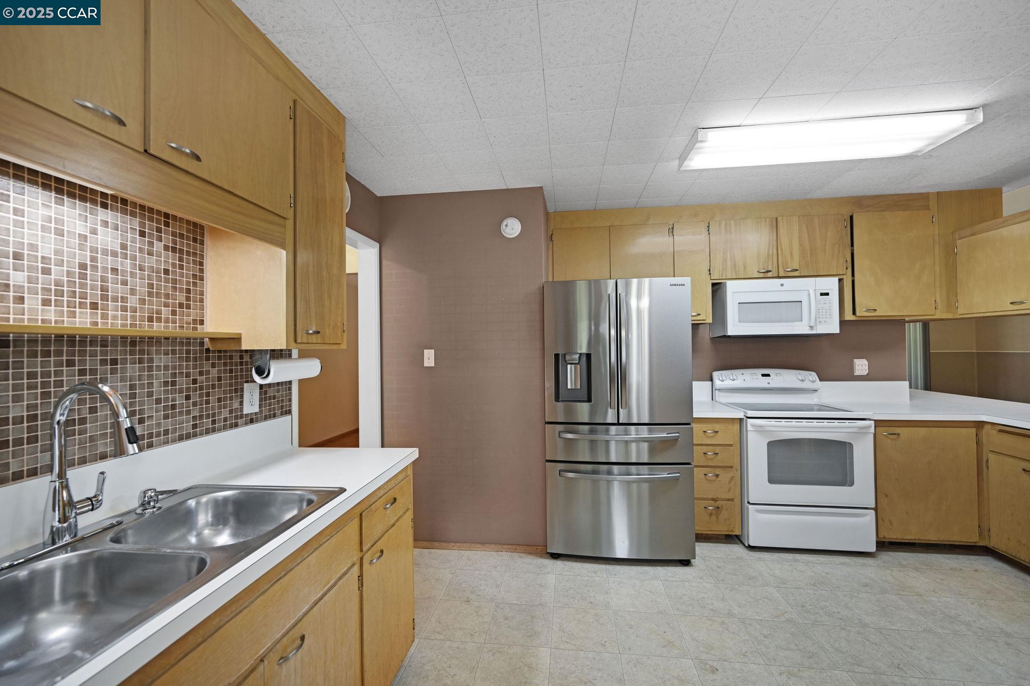24 Kingston Pl