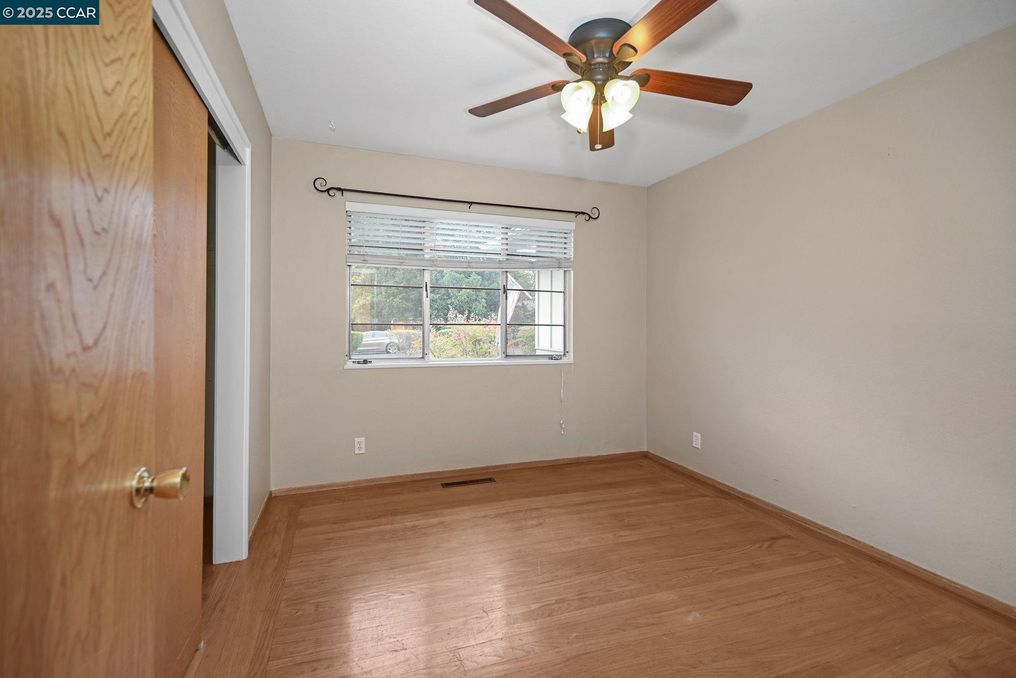 24 Kingston Pl