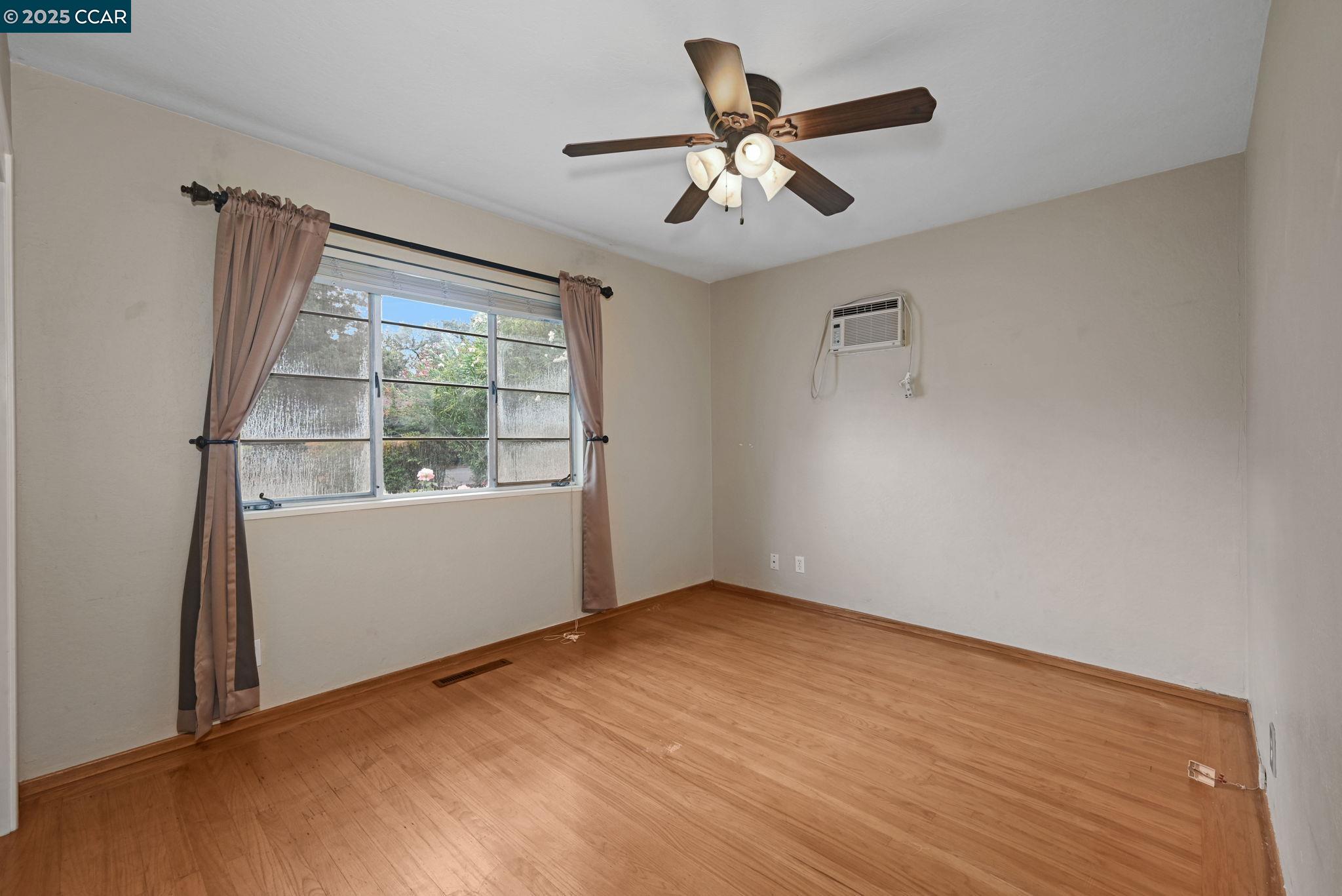 24 Kingston Pl