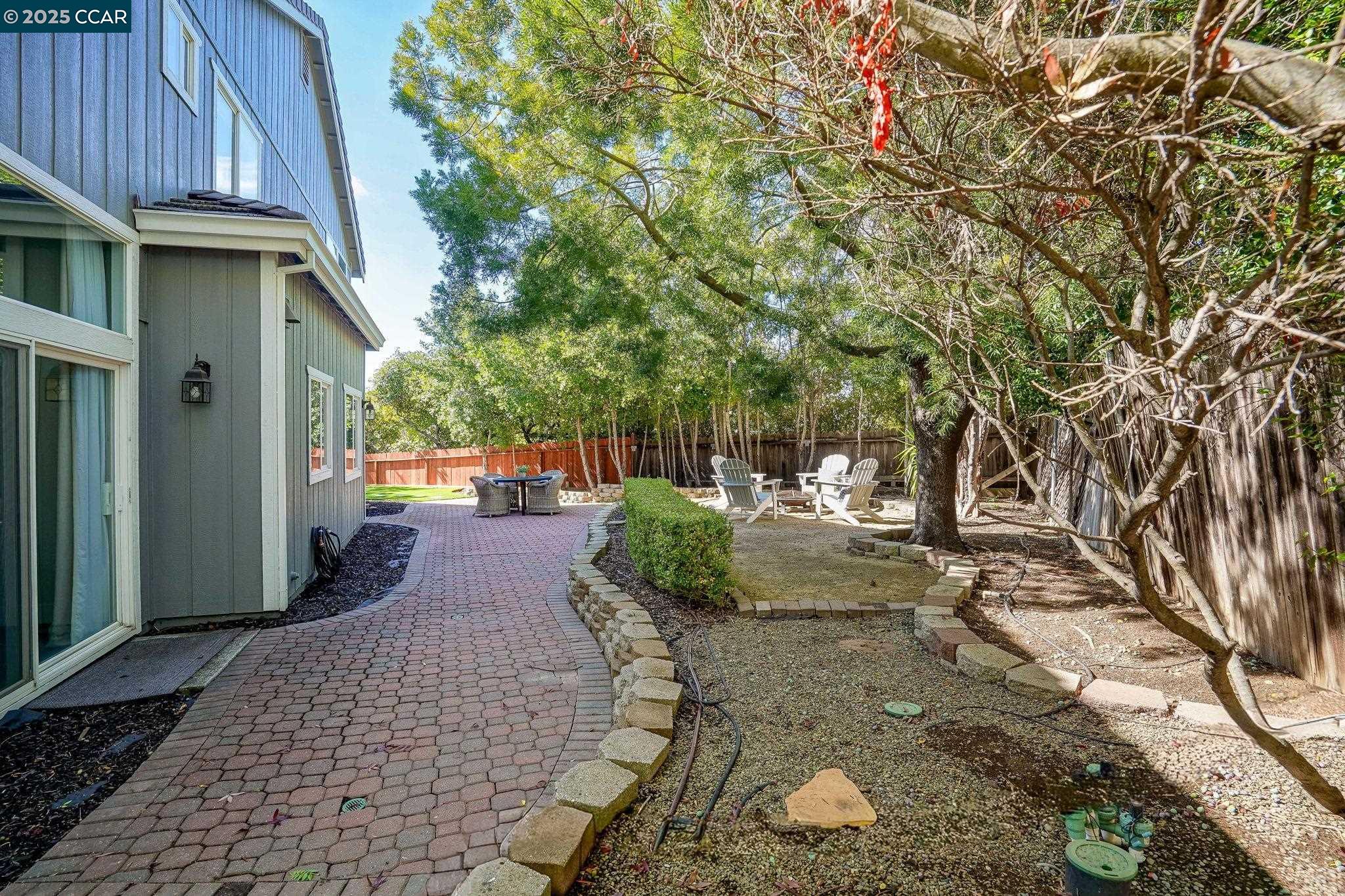 1437 Janet Ln, Concord