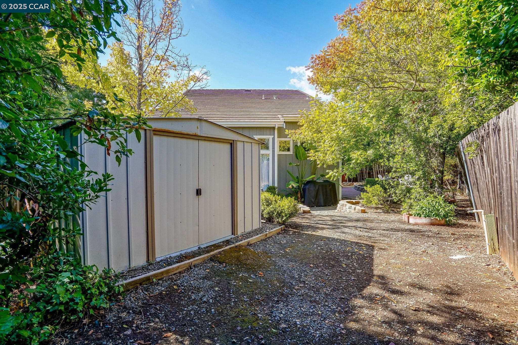 1437 Janet Ln, Concord