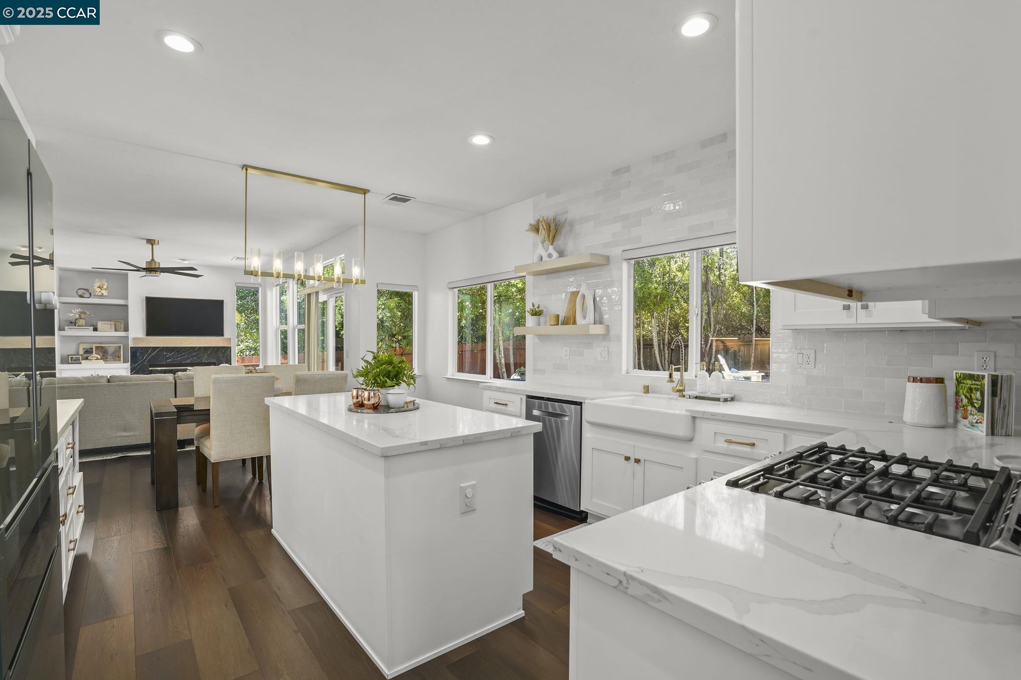 1437 Janet Ln, Concord