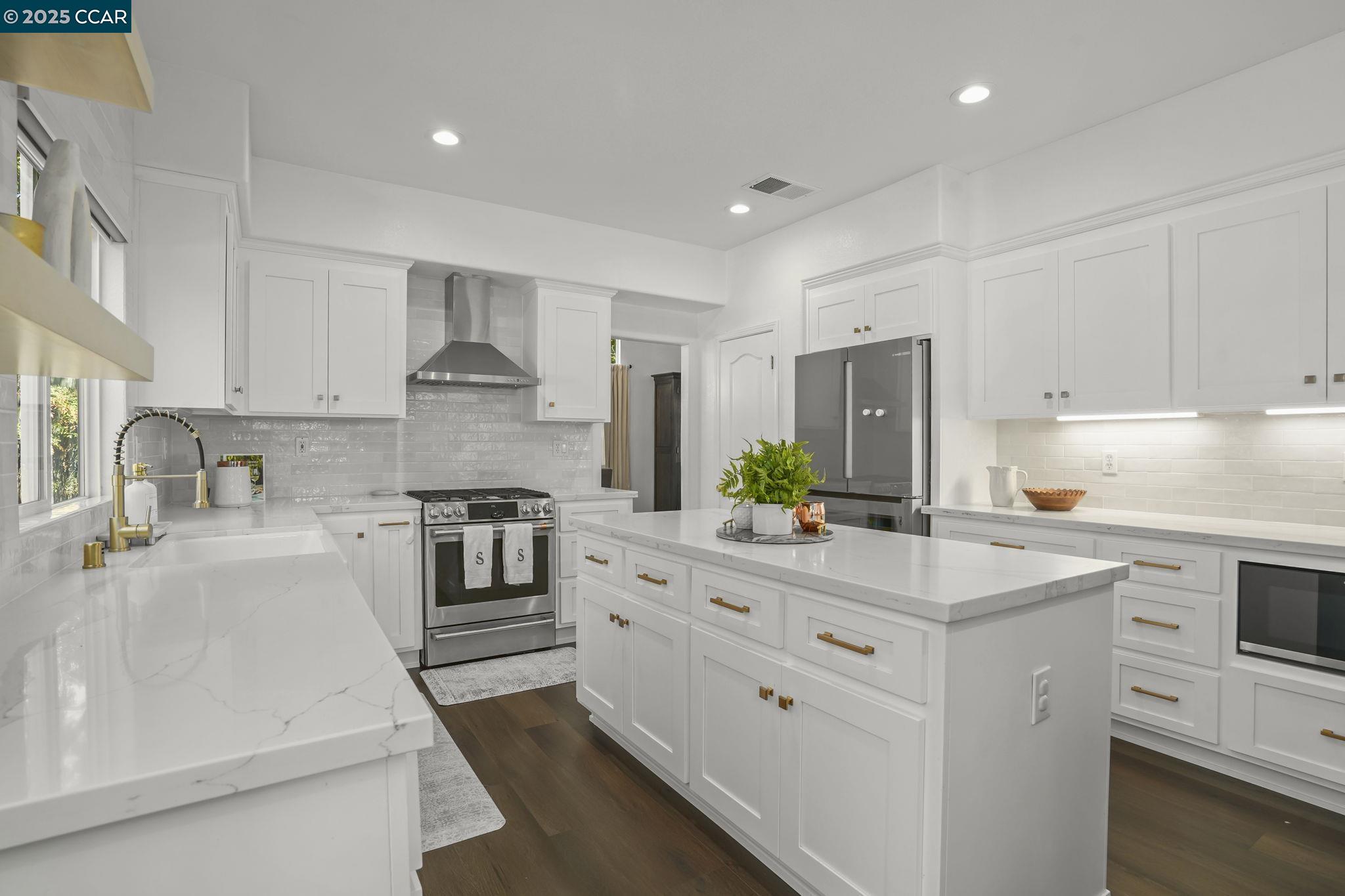 1437 Janet Ln, Concord