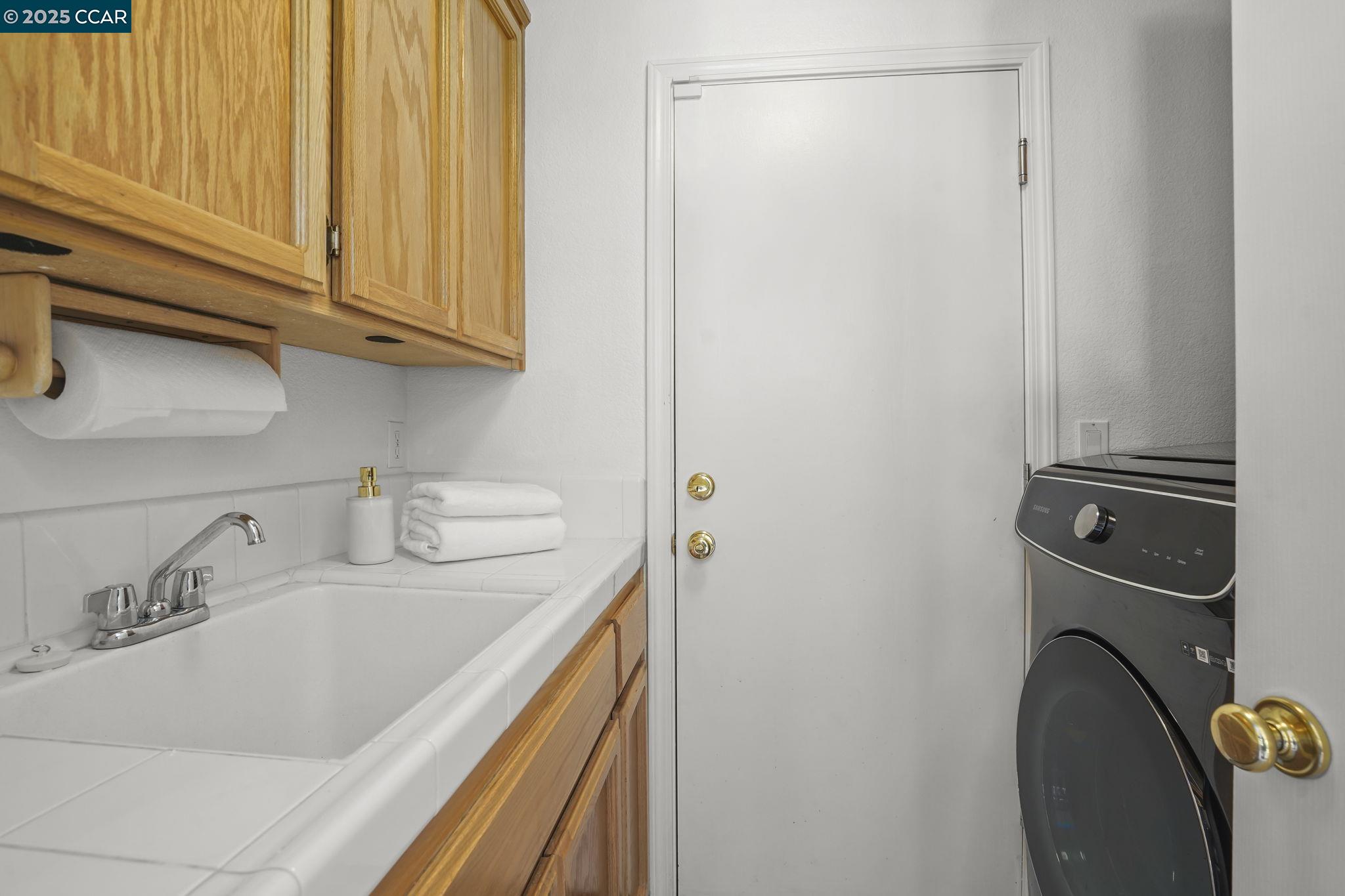 1437 Janet Ln, Concord