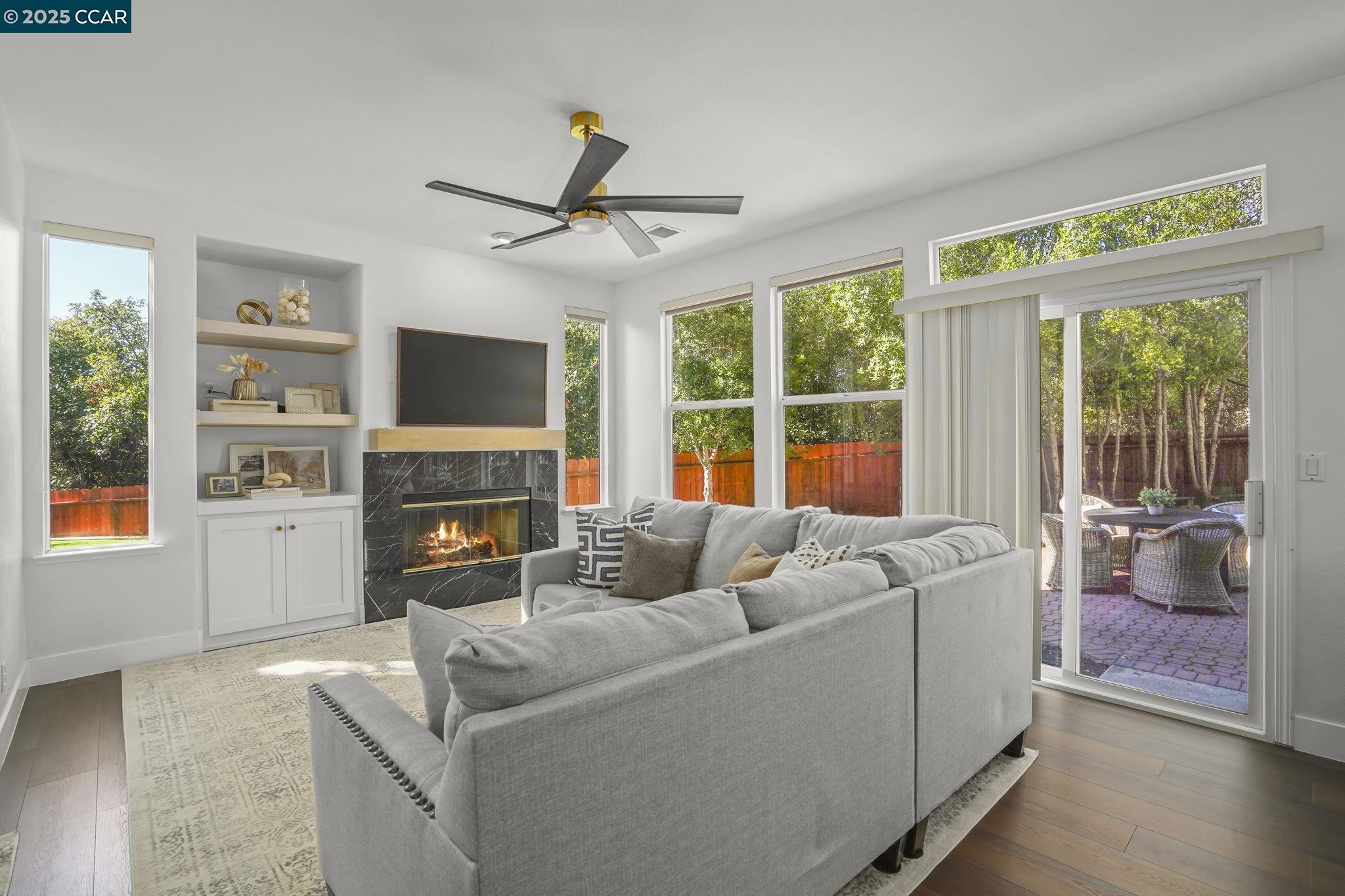 1437 Janet Ln, Concord