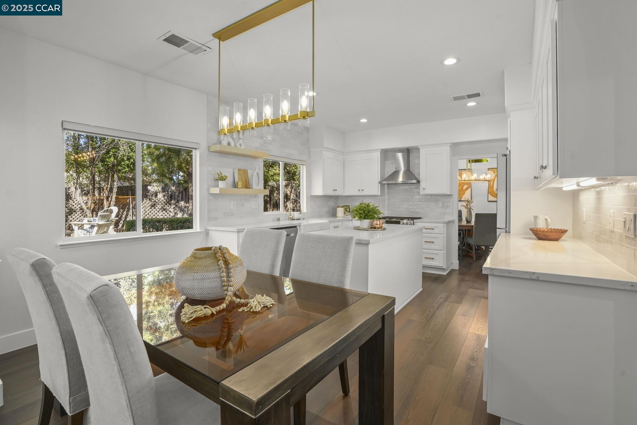 1437 Janet Ln, Concord