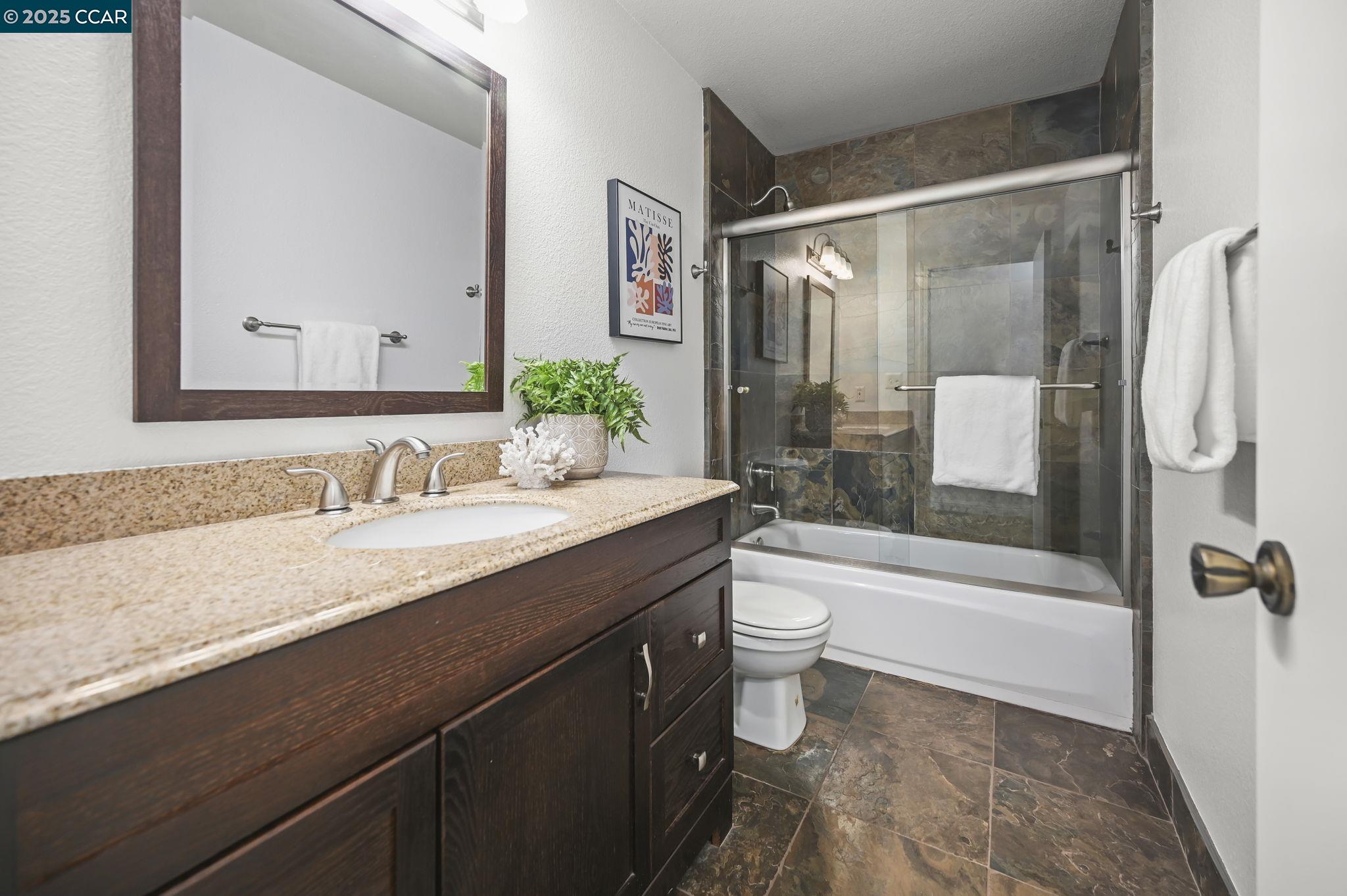 3080 Fostoria Cir, Danville