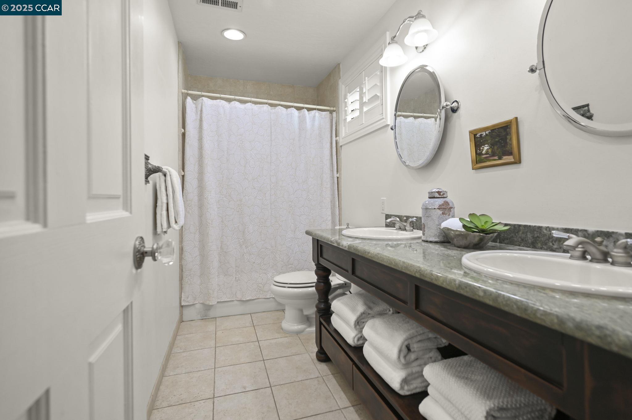 2145 Deer Oak Way, Danville