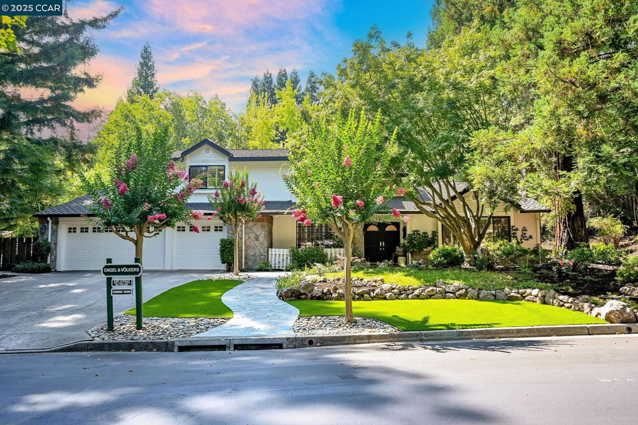 2145 Deer Oak Way, Danville