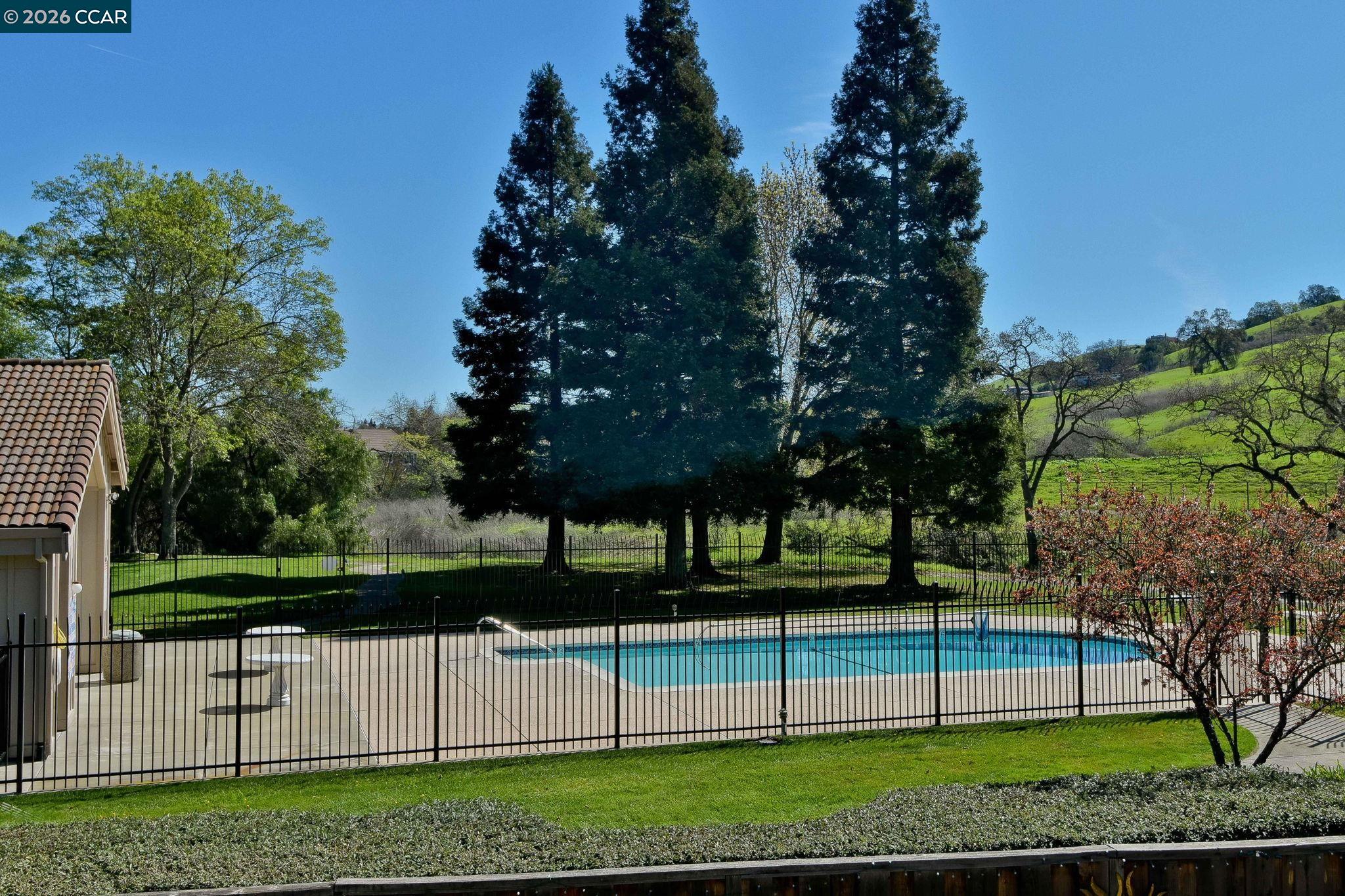 2020 Shady Creek Pl