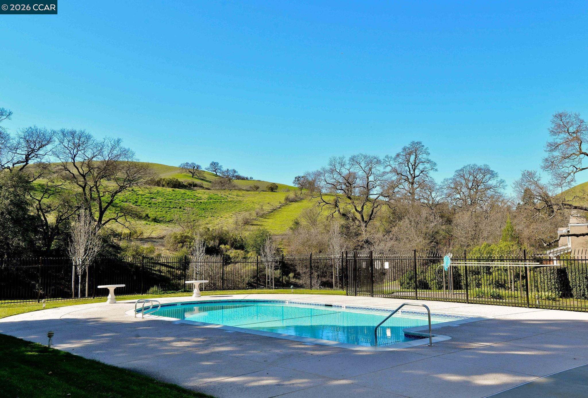 2020 Shady Creek Pl
