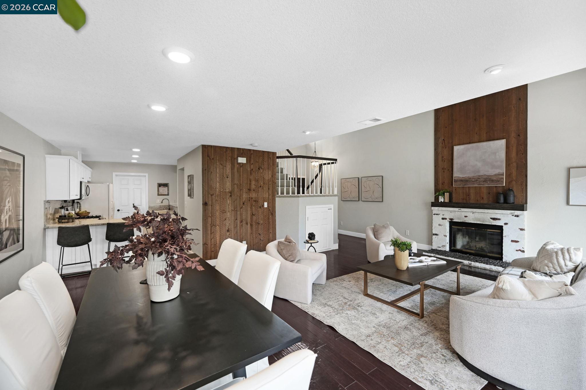 2020 Shady Creek Pl