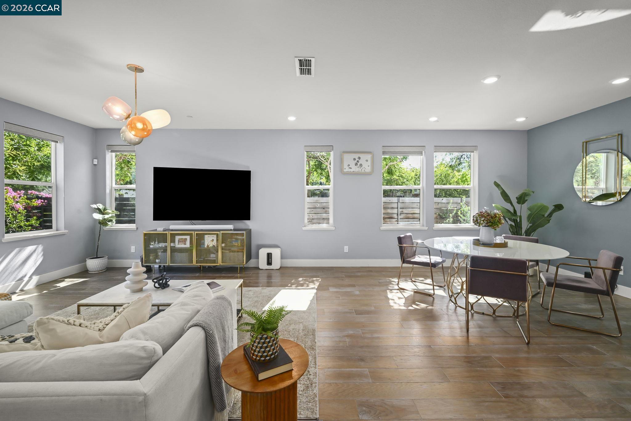 5859 Beechwood Loop