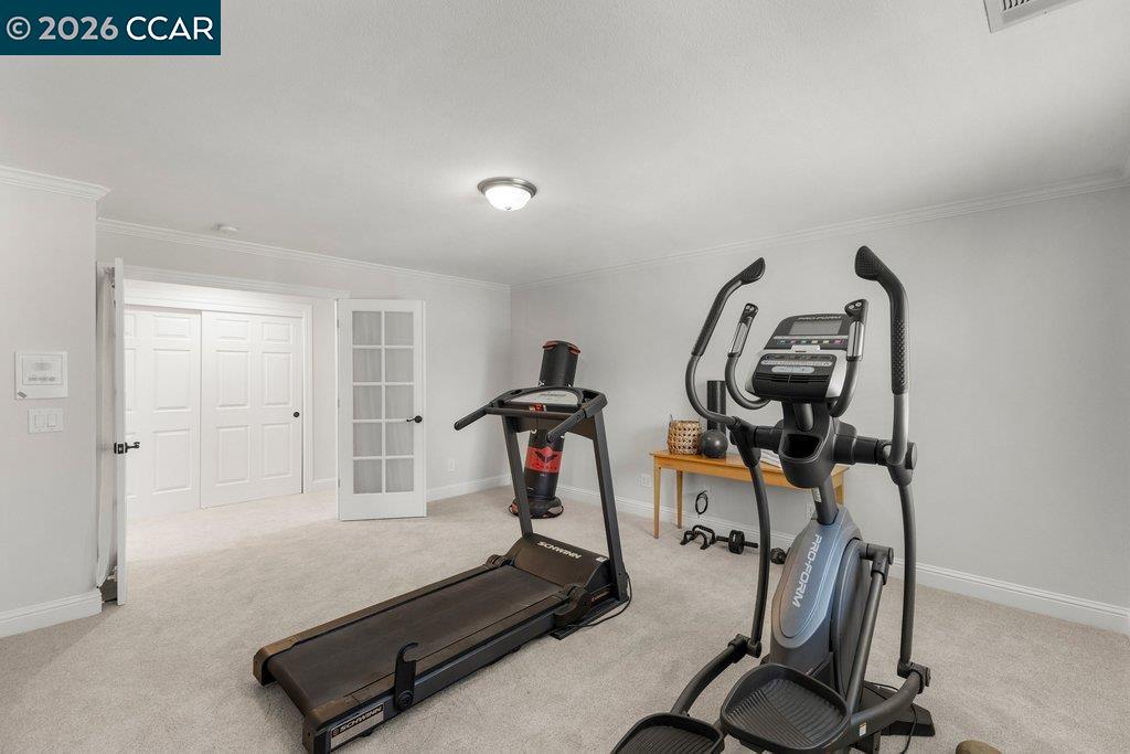 209 Fieldcrest Ct