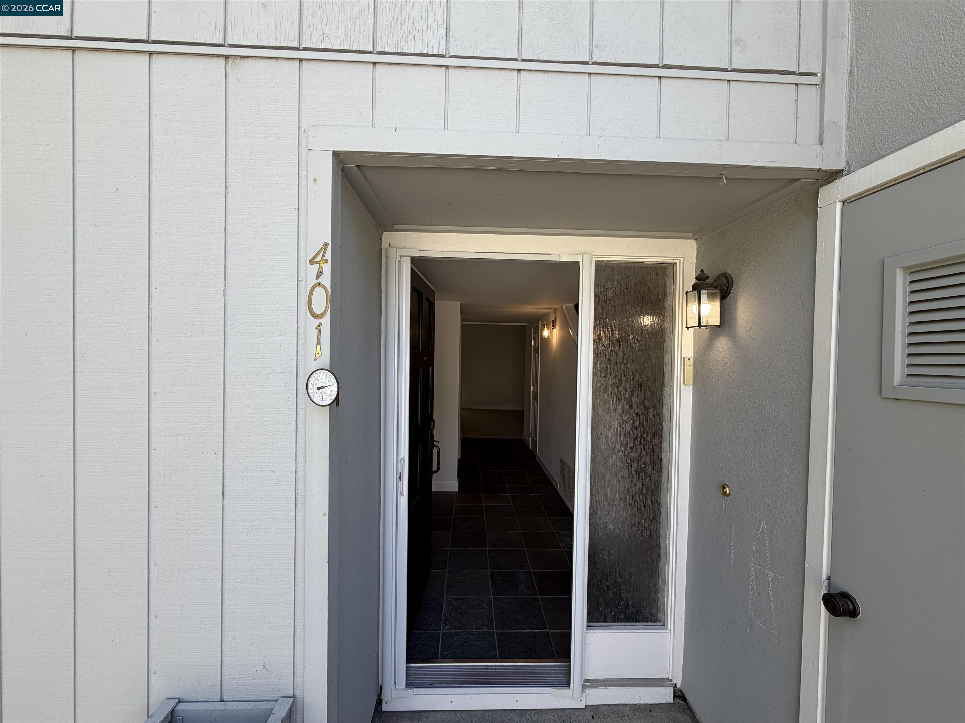 401 Old Orchard Ct