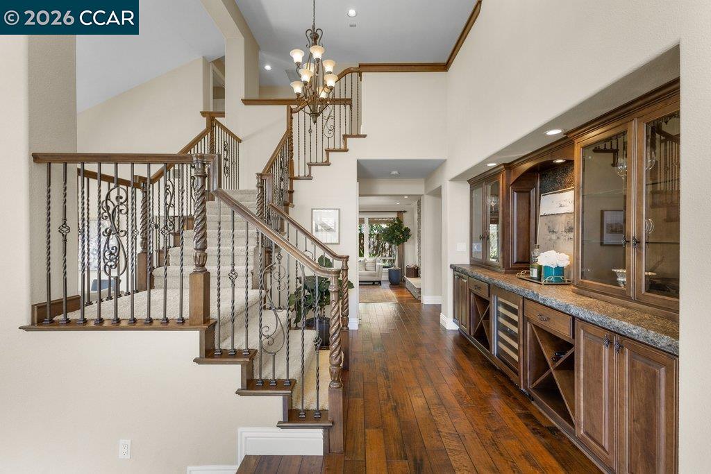 318 Sunset Dr