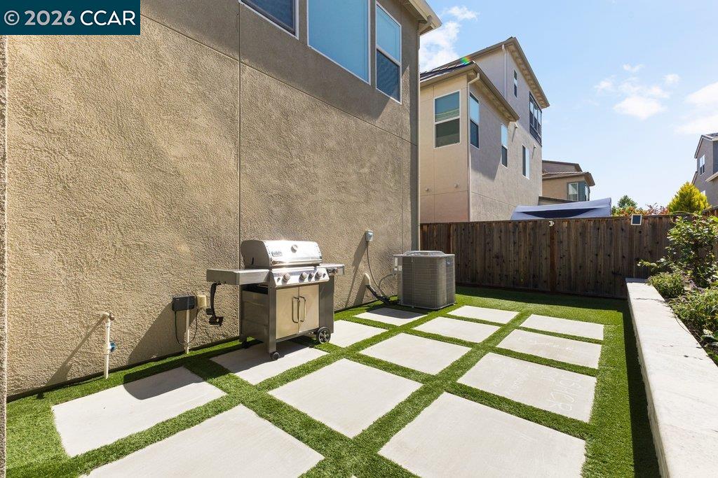 5772 Juniper Way